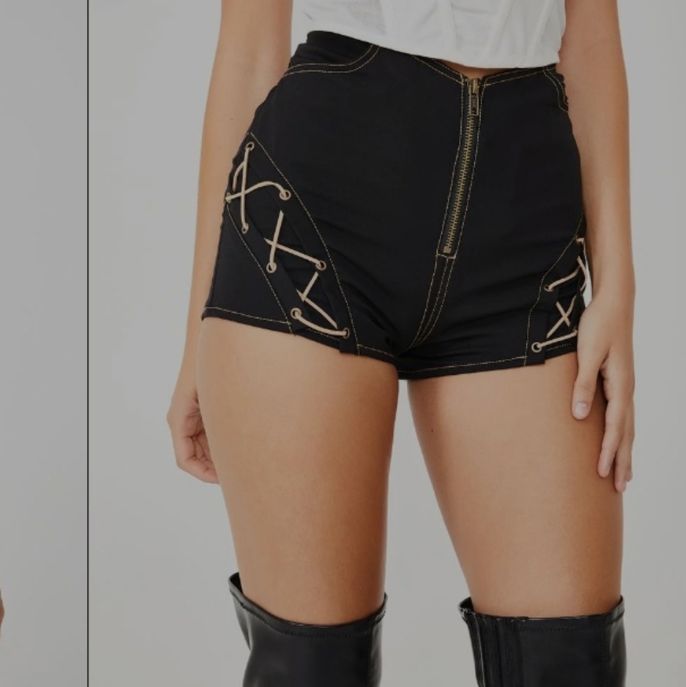 NWT I.AM.GIA "Ilia" High Waist Lace Up Short Shorts Size Small